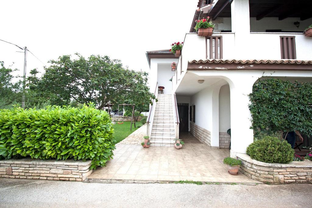 Apartman Orbanići Exterior foto