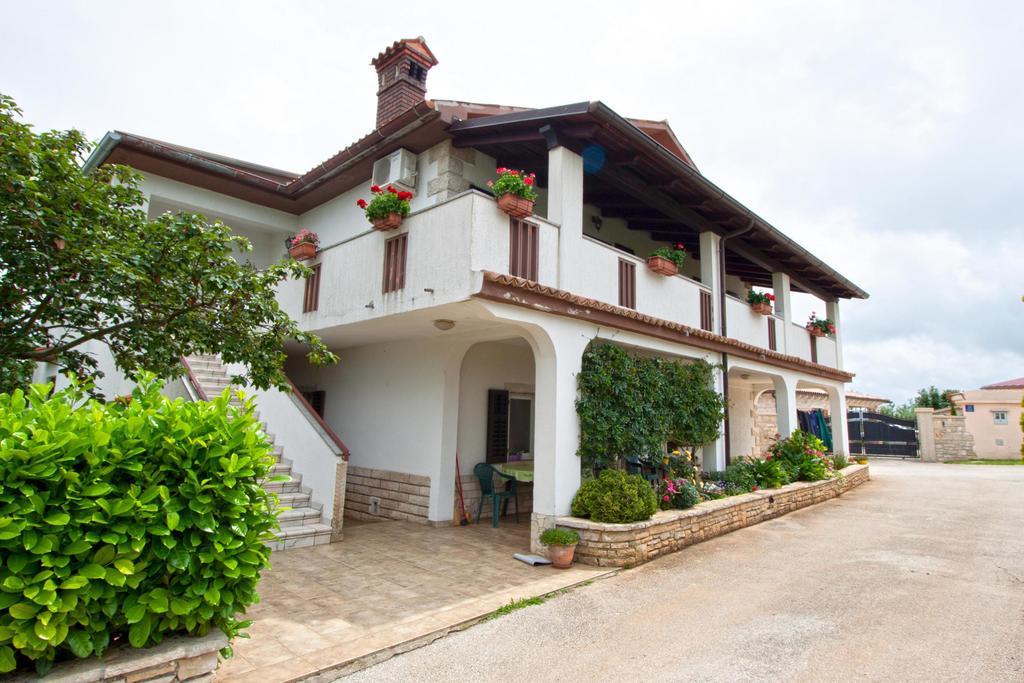 Apartman Orbanići Exterior foto