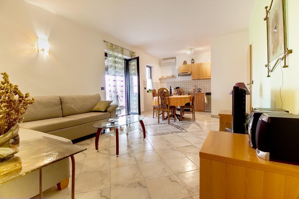 Apartman Orbanići Exterior foto